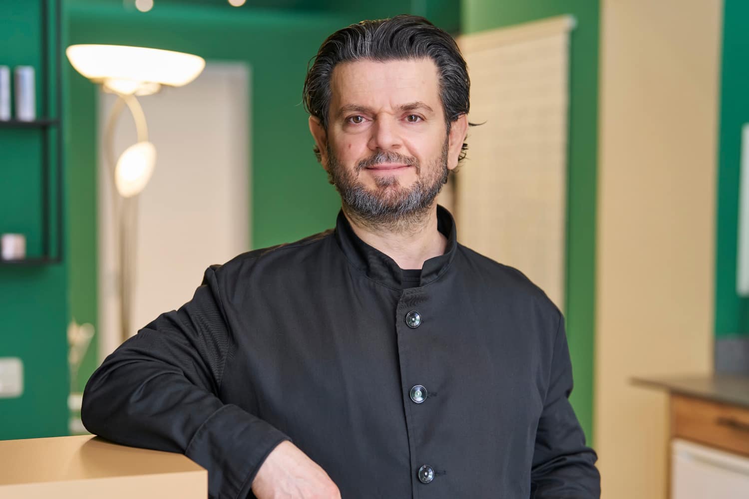 Faruk Aliji Herrenfriseur Dual Luxe Salon